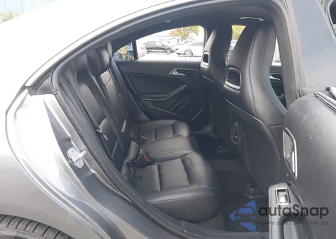 2015 Mercedes-Benz Cla 250 z USA, uszkodzony, nr VIN WDDSJ4EBXFN230718